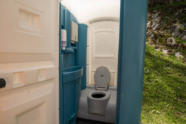 Best Porta potty rental near me  in Franconia, VA